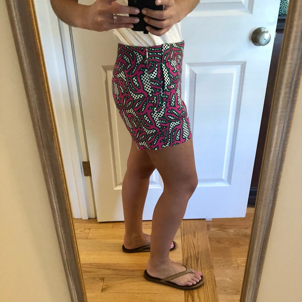 J.Crew Shorts with Abstract Design - Picture 2 of 4